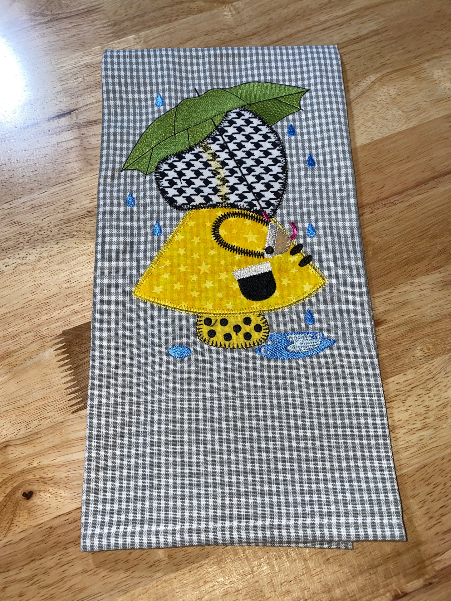 Sunbonnet Sue Appliqued Dunroven House Towels