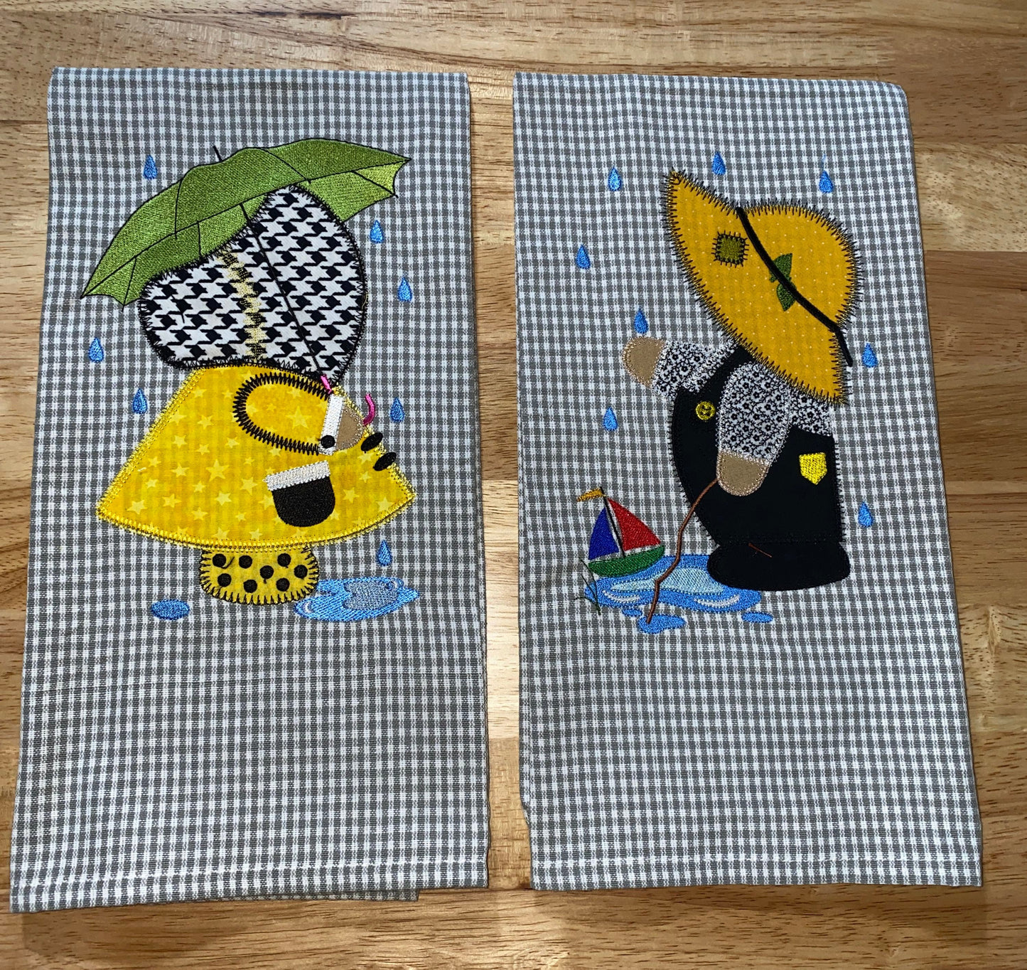 Sunbonnet Sam Appliqued Dunroven House Towels